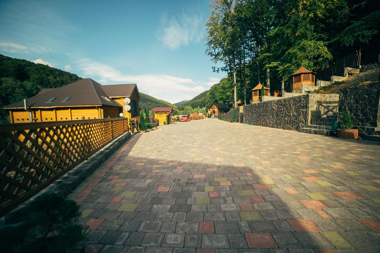 Sadyba Sribne Dzherelo Hotel Ilnytsya ภายนอก รูปภาพ