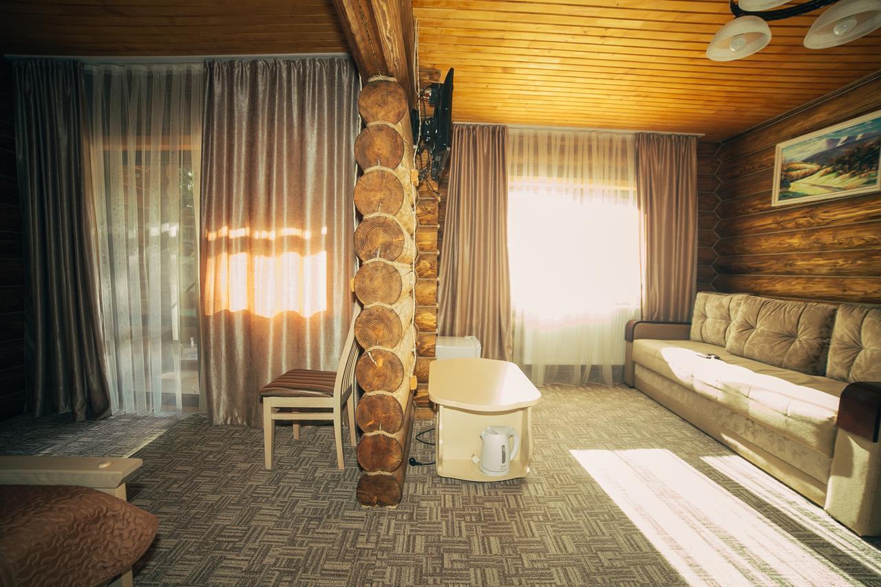 Sadyba Sribne Dzherelo Hotel Ilnytsya ภายนอก รูปภาพ